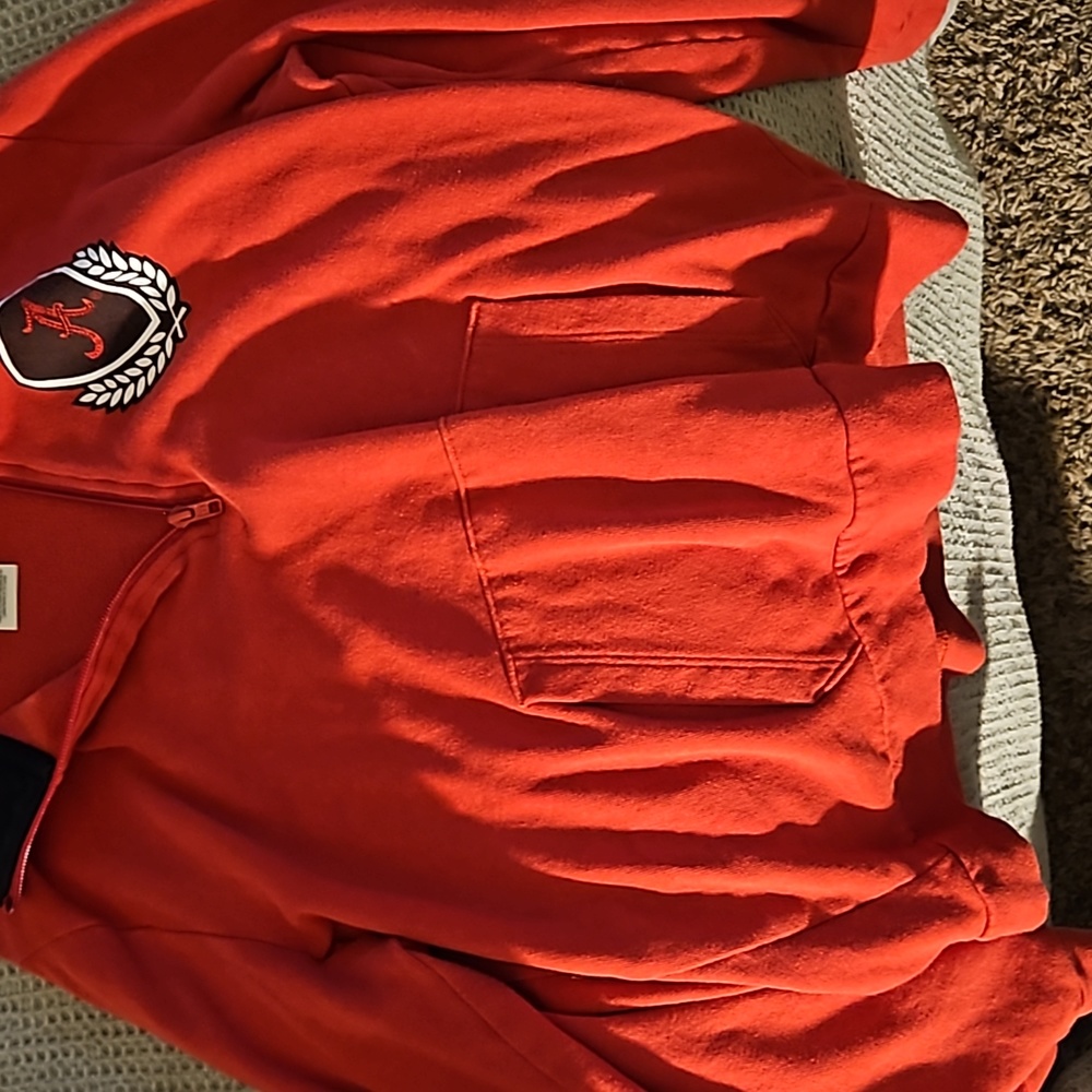 Vs pull over with half zipper